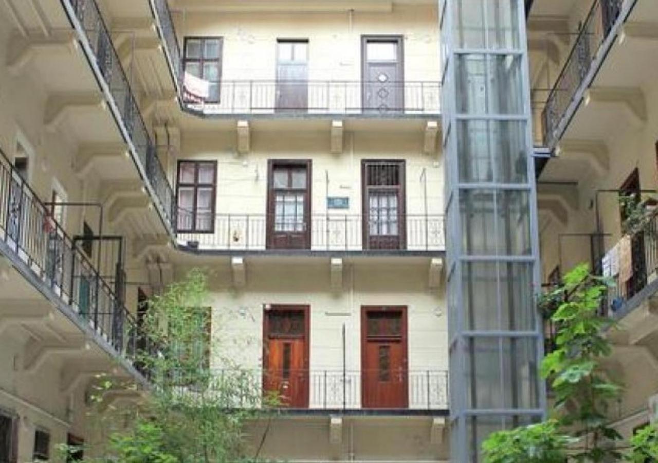 B&L Apartment Будапеща Екстериор снимка